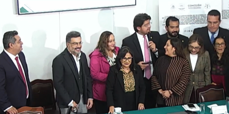 Congreso y Tribunal unen esfuerzos por una administración pública eficiente