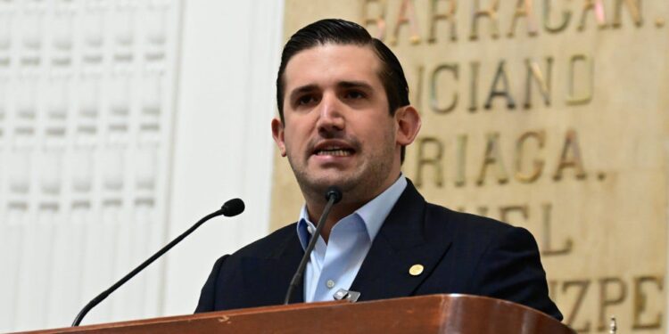 Haces Lago propone ley para espectáculos incluyentes