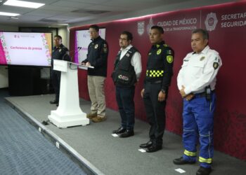 Violencia empaña marcha del 2 de octubre; SSC defiende actuación policial