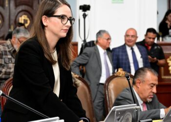 Piden proteger a policías tras violencia en marcha del 2 de octubre