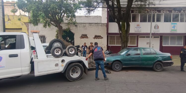 Chatarra a la basura ¡Alcaldesa Rojo de la Vega recupera 87 espacios para la gente!