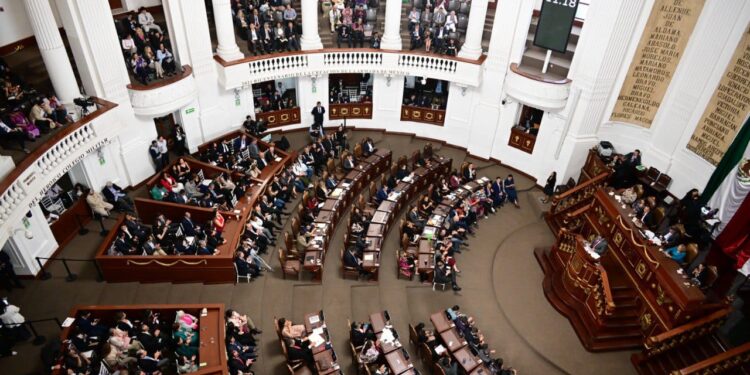 Cravioto destaca acuerdos con mercados, sindicatos y vecinos contra la gentrificación