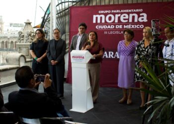 Morena reta a la oposición: “El silencio los acerca a los grupos violentos del 15N”