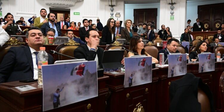 Aprueban petición para destituir a Tabe y Rojo; Morena acusa montaje y estrategia de caos