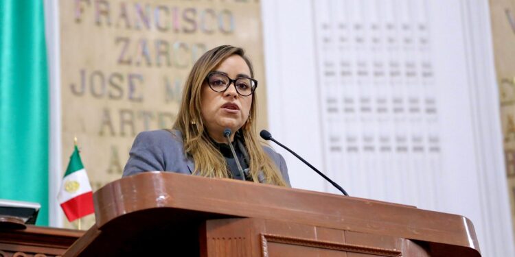Alertan deriva autoritaria de Morena y uso ideológico de la educación