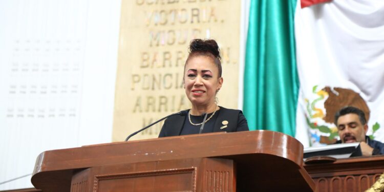 Buscan que vivienda sea base para reconstruir vidas