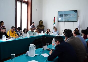 Presupuesto 2026 apuesta al gasto social y Metro; oposición ve recortes y uso político de recursos