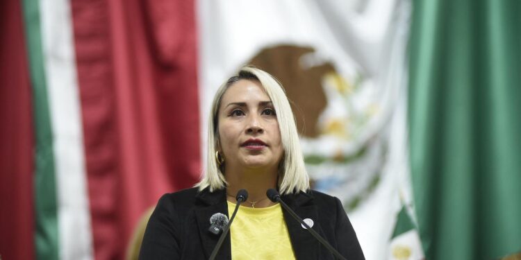 Alertan en el Congreso sobre abandono de canchas deportivas en la CDMX