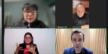 ¡Los Ojos de la Capital!