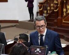 Zárate se lava las manos y deja en manos de Clara Brugada el vacío en el Congreso CDMX