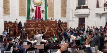 Morena revienta debate por transporte en Tlalpan y bloquea propuesta para colonias olvidadas del Ajusco