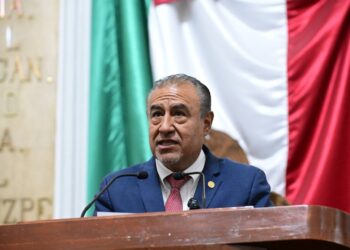 Buscan que jóvenes de barrios escriban su historia en CDMX