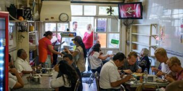 Buscan blindar fondas como patrimonio cultural en CDMX