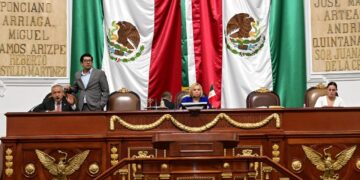 Congreso aprueba viaje de Clara Brugada mientras crecen reclamos por la crisis urbana en CDMX
