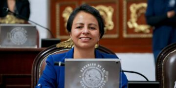 Ajolotes, morado y baches: PAN acorrala al Gobierno capitalino