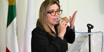 Más de 588 emergencias y 100 postes en riesgo en CDMX