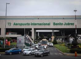 Salud descarta revisión de vacunas en el AICM y apuesta por detección de riesgos rumbo al Mundial
