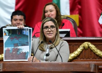 Niños conviven con aguas negras en CENDI; Congreso reclama abandono en Miguel Hidalgo