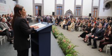 CDMX prepara ley para proteger a menores de algoritmos y violencia digital
