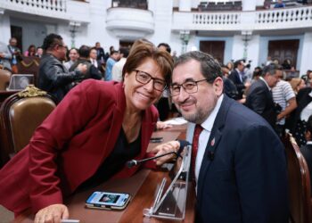 Martha Avila fortalece la agenda de Morena en Donceles