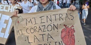 Marcha del IMSS termina sin incidentes