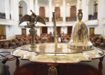 Seguridad, agua y vivienda llegan al Congreso