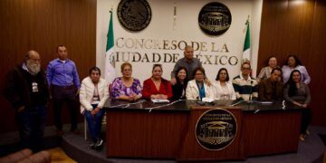 Martha Avila respalda a Palo Alto contra desalojos
